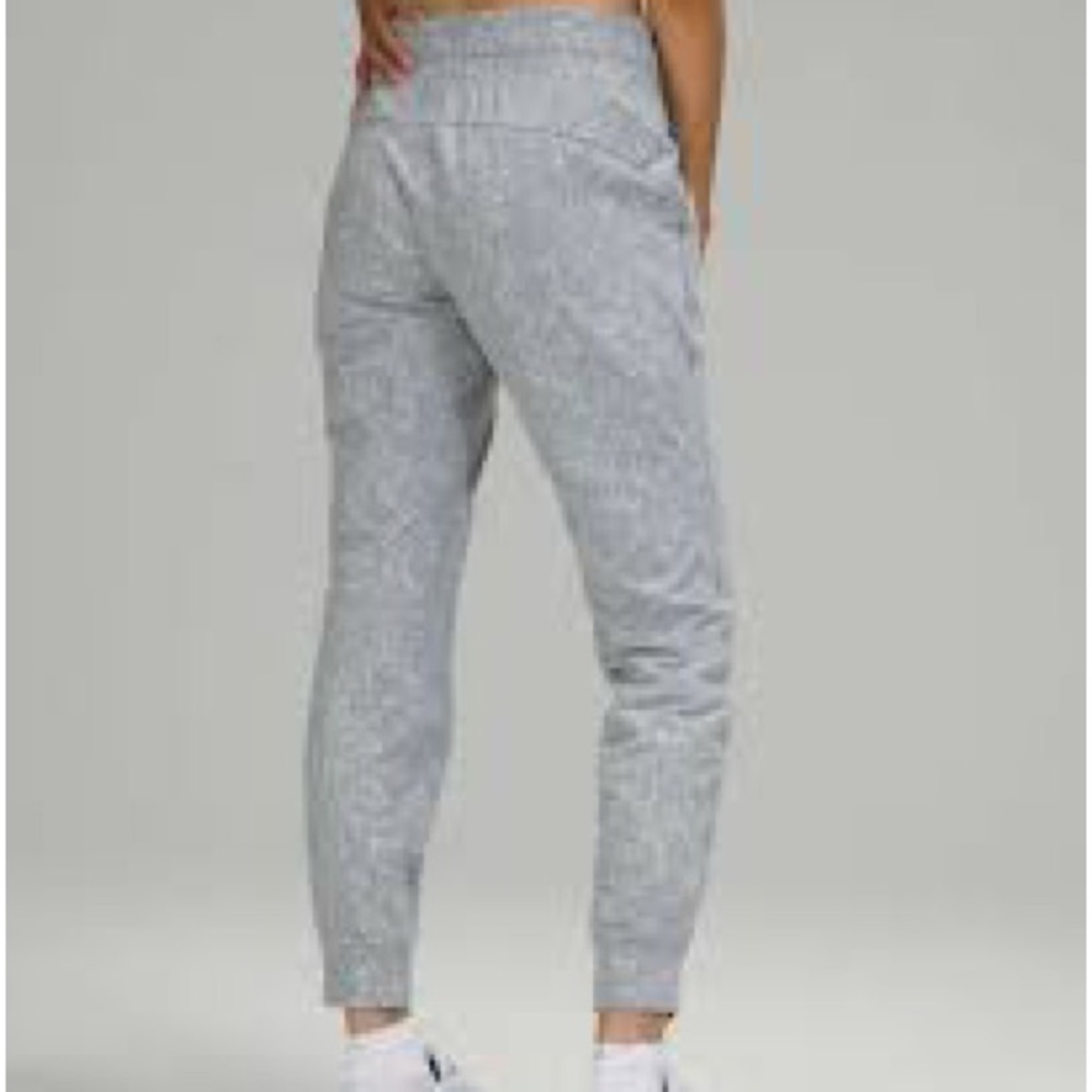 Lululemon Ready to Rulu joggers Sz 12
